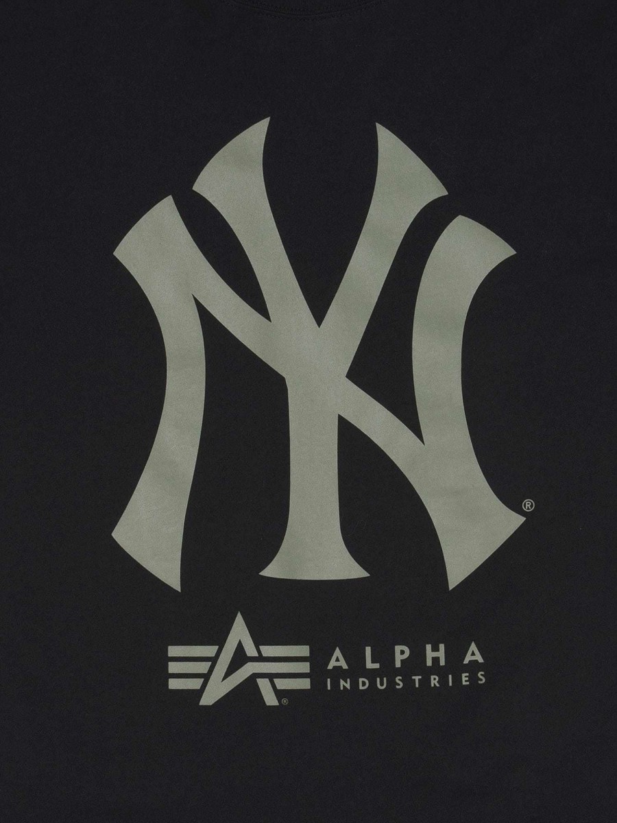 Mlb Alpha Industries Mlb X Alpha X New Era Hoodies, T-Shirts Und Shorts | New York Yankees X Alpha X New Era T-Shirt Schwarz